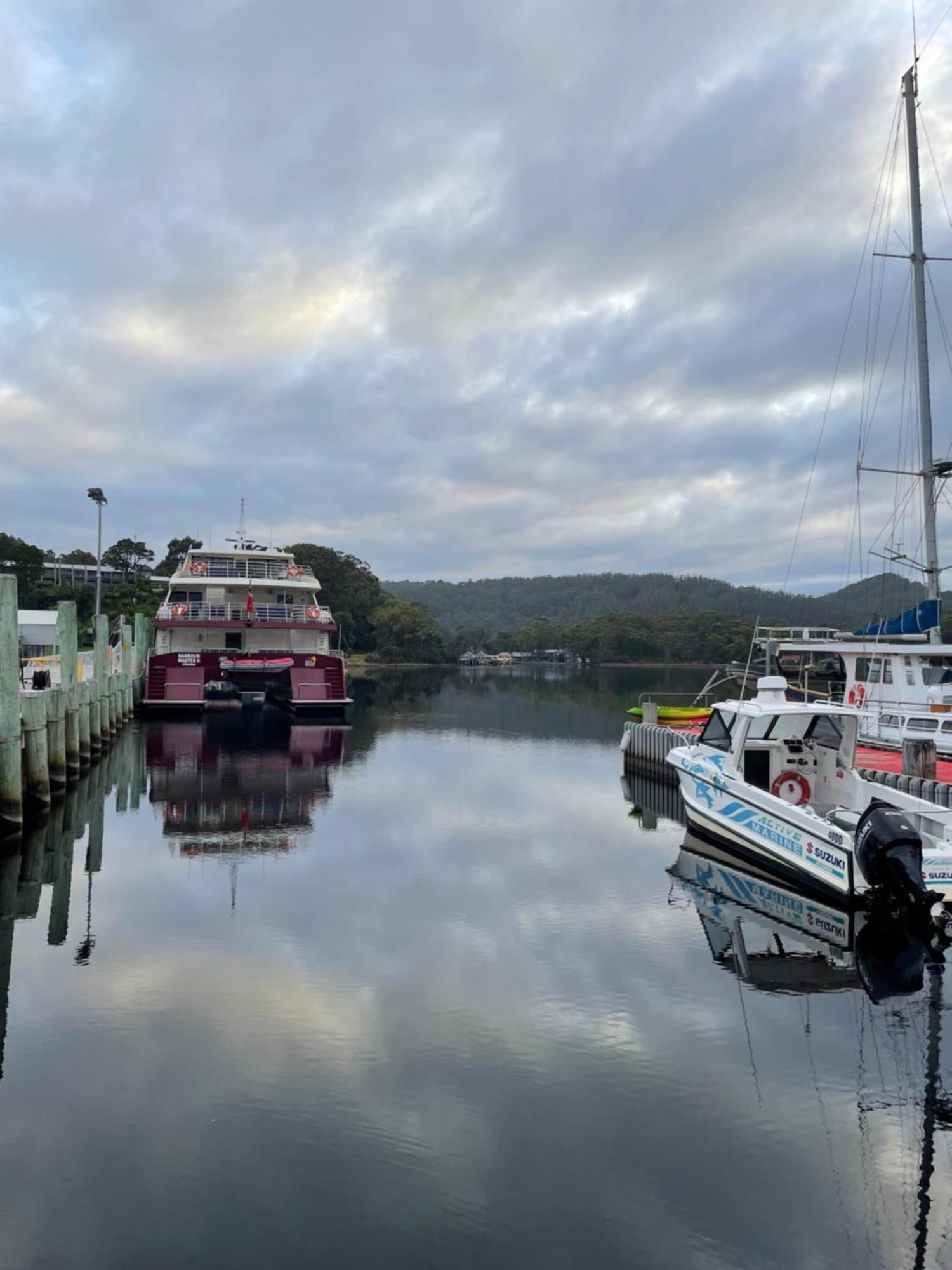 Castaway Holiday Apartments Strahan Extérieur photo